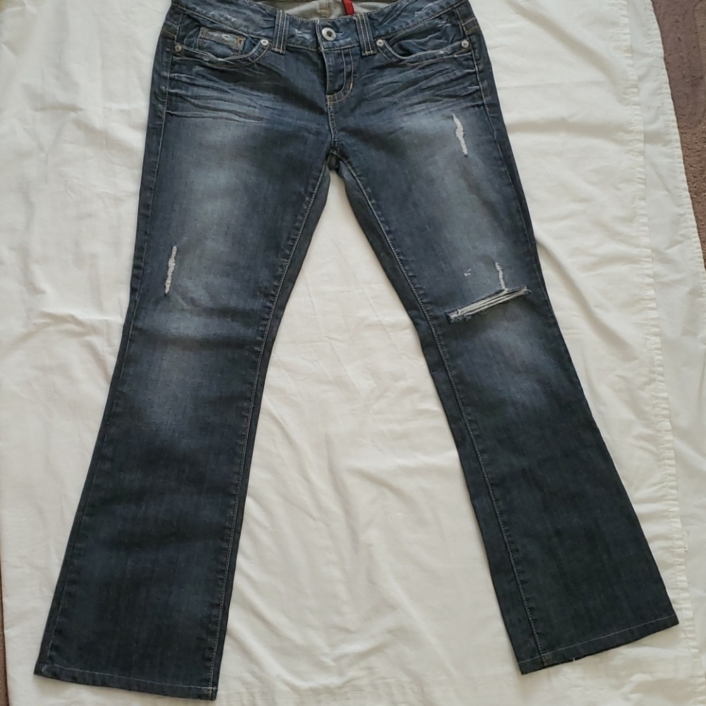 Guess Jeans - Picture 5 of 12